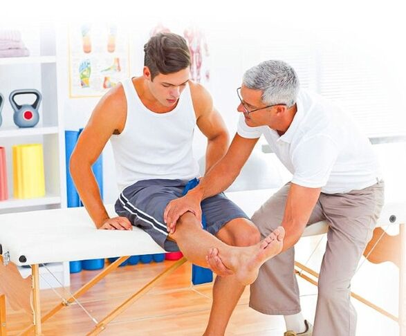 Manuell Therapie fir Gelenkschmerzen verursaacht duerch Osteoarthritis
